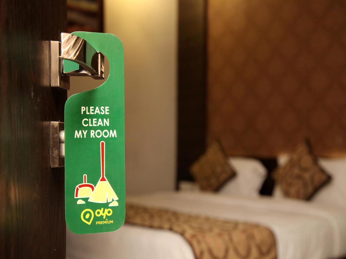 Oyo 905 Galaxy View Hotel Allāhābād Junction Eksteriør billede