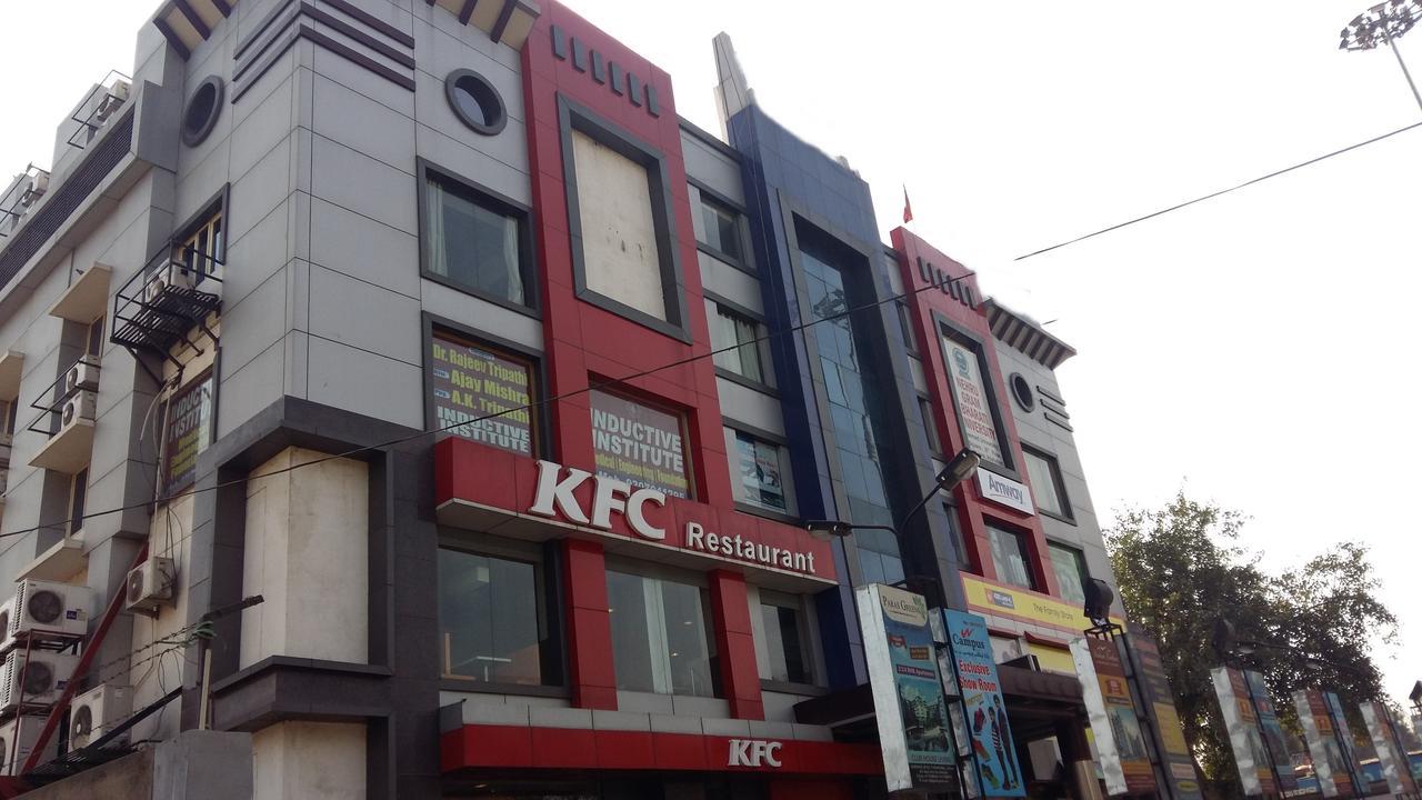 Oyo 905 Galaxy View Hotel Allāhābād Junction Eksteriør billede